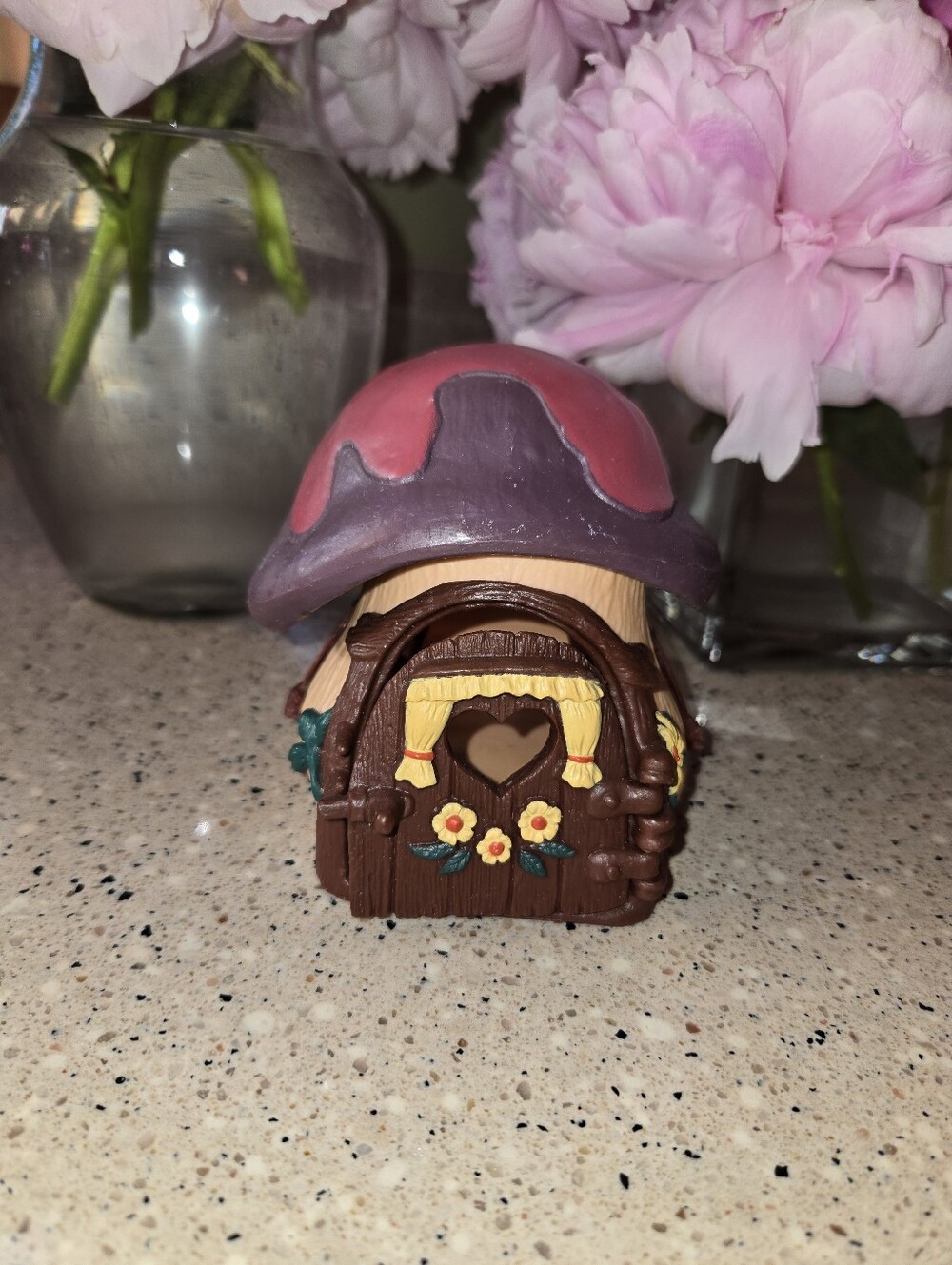 Vintage 1970's Smurfette Whimsical Mushroom Cottage Figurine